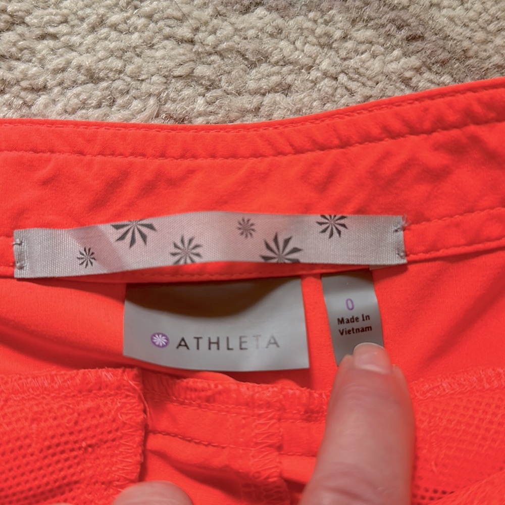 Athleta Orange Shorts. Size 0 - Picture 3 of 4